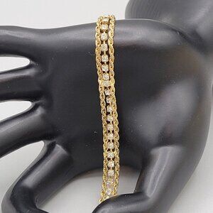 Gold Tone Rope Chain Bracelet Crystal Center Prong Set Fold Over Close 6 3/4"